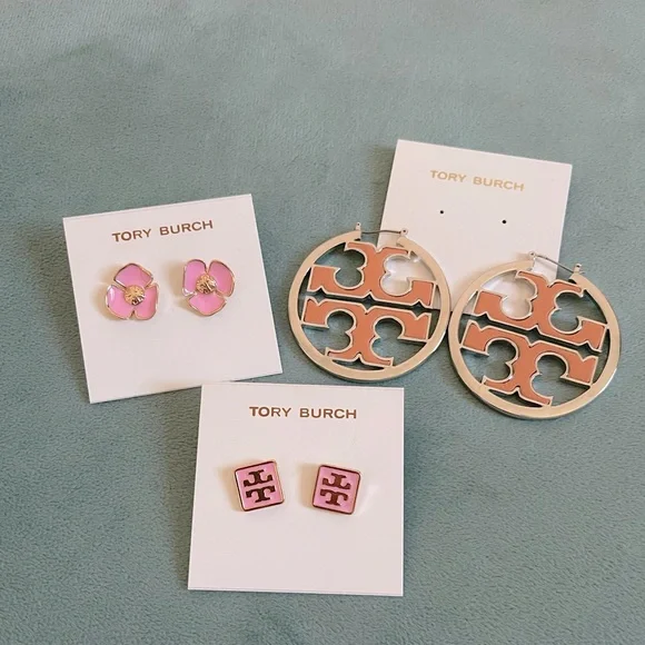 3 for $69🌟 Tory Burch earring sets - Picture 1 of 3